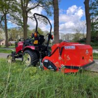 Muratori MT31R klepelmaaier / verticuteermachine met opvangbak